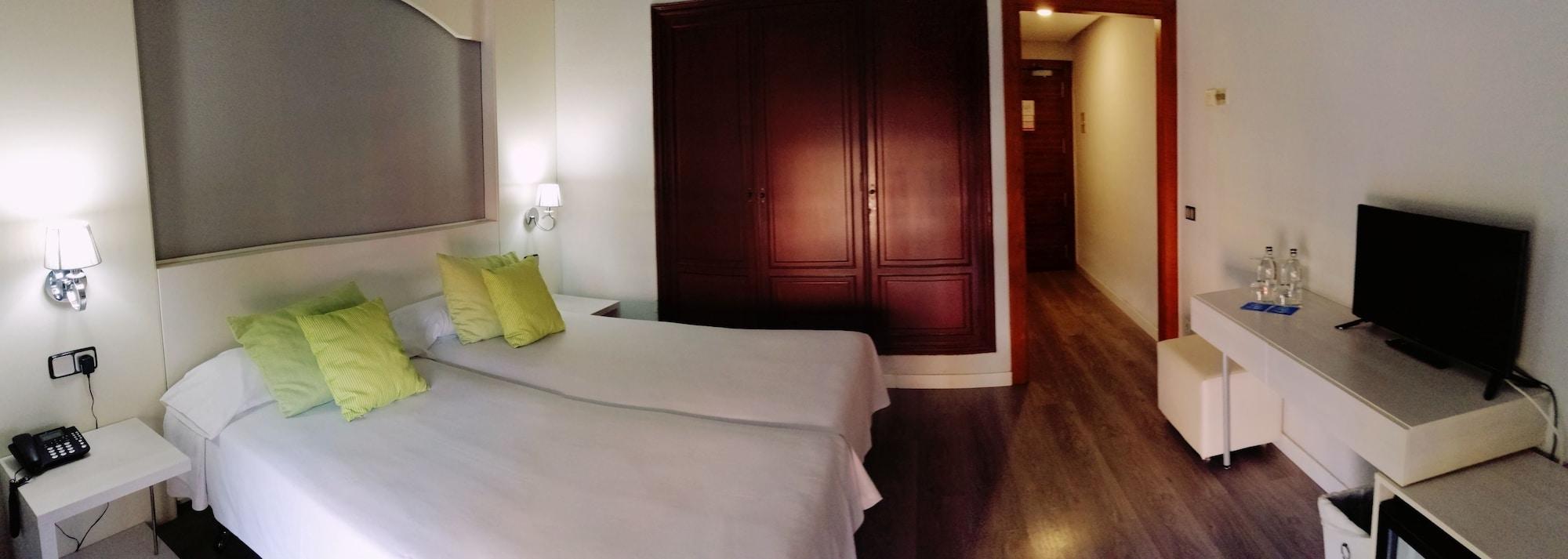 Mir Octavio Hotel Algeciras Ngoại thất bức ảnh