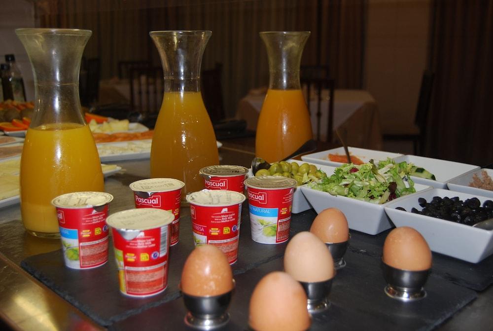 Mir Octavio Hotel Algeciras Ngoại thất bức ảnh